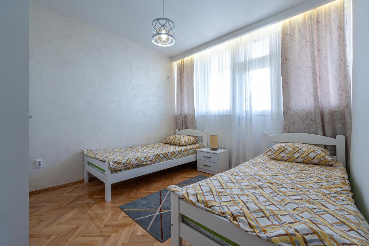 Clock Tower Lux Apartment Ποντγορίτσα Εξωτερικό φωτογραφία